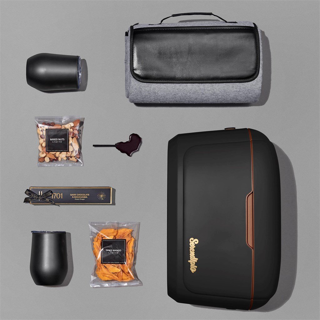 Yatta Lavish Leisure Hamper - Mirelle Leather and Lifestyle