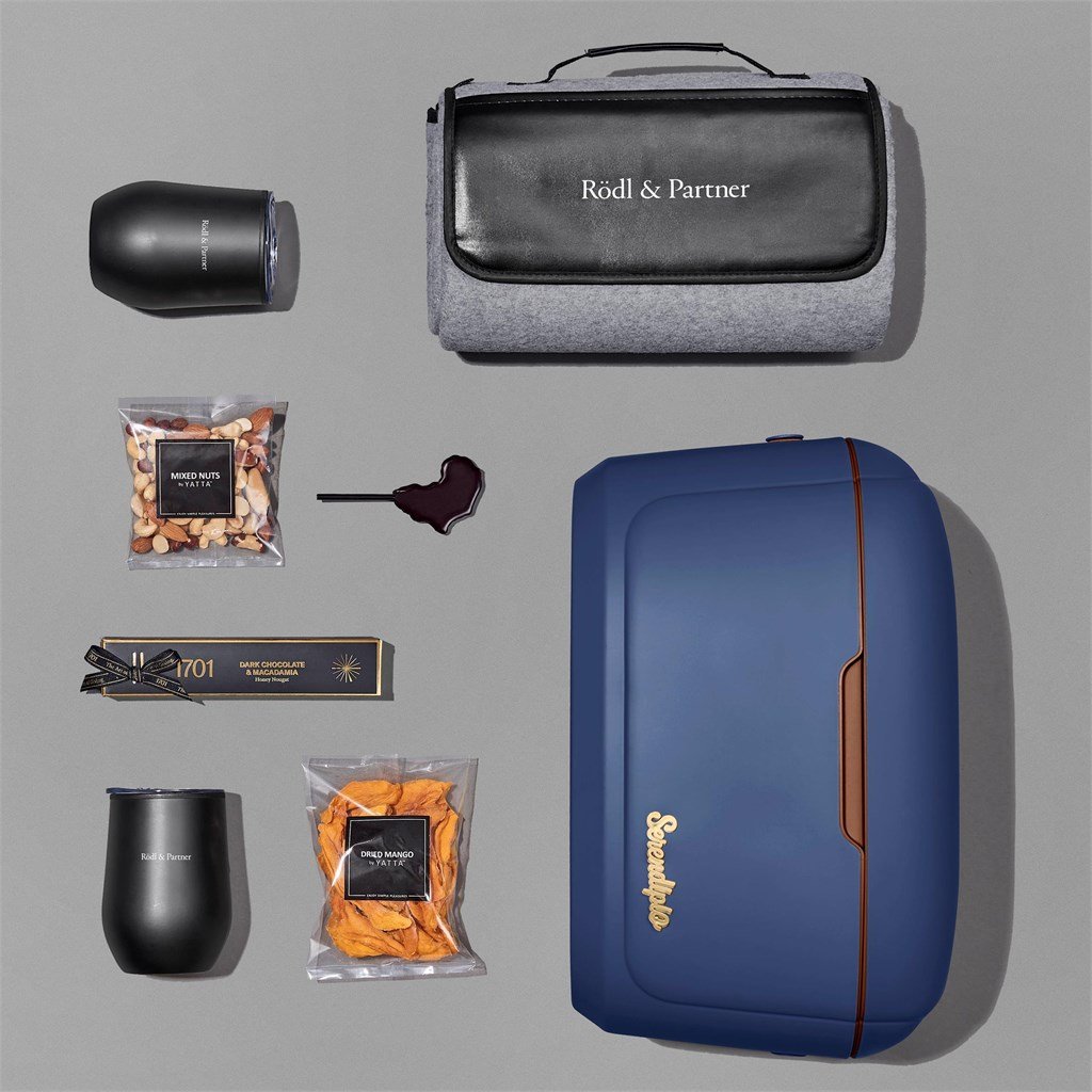 Yatta Lavish Leisure Hamper - Mirelle Leather and Lifestyle