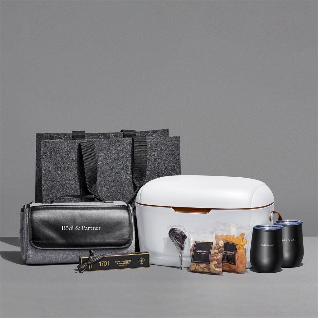 Yatta Lavish Leisure Hamper - Mirelle Leather and Lifestyle