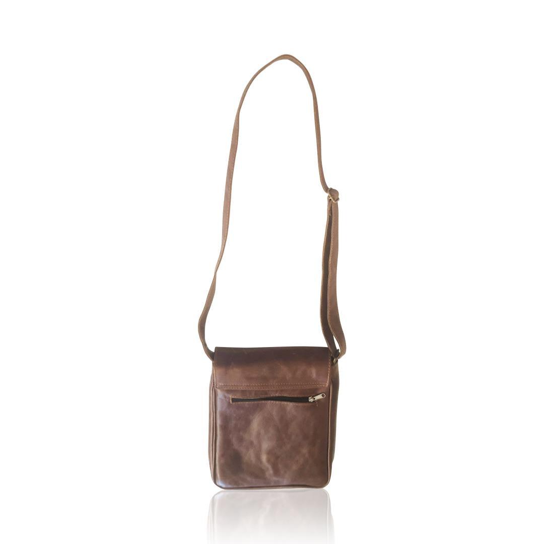 Leather Messenger Bag | MIRELLE ZA Messenger bag Mirelle Leather and Lifestyle