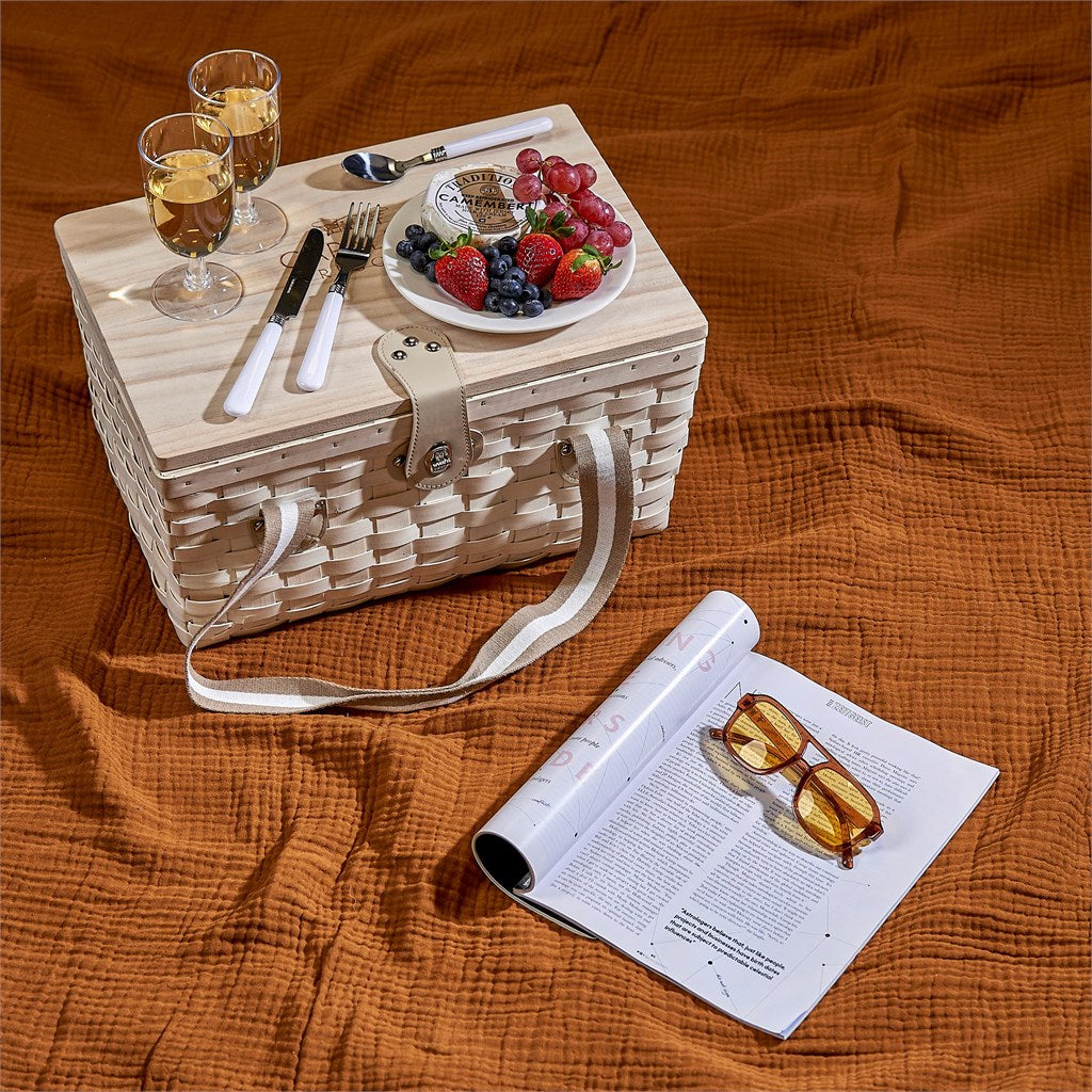 Serendipio Montega 2-Person Picnic Basket Mirelle Leather and Lifestyle