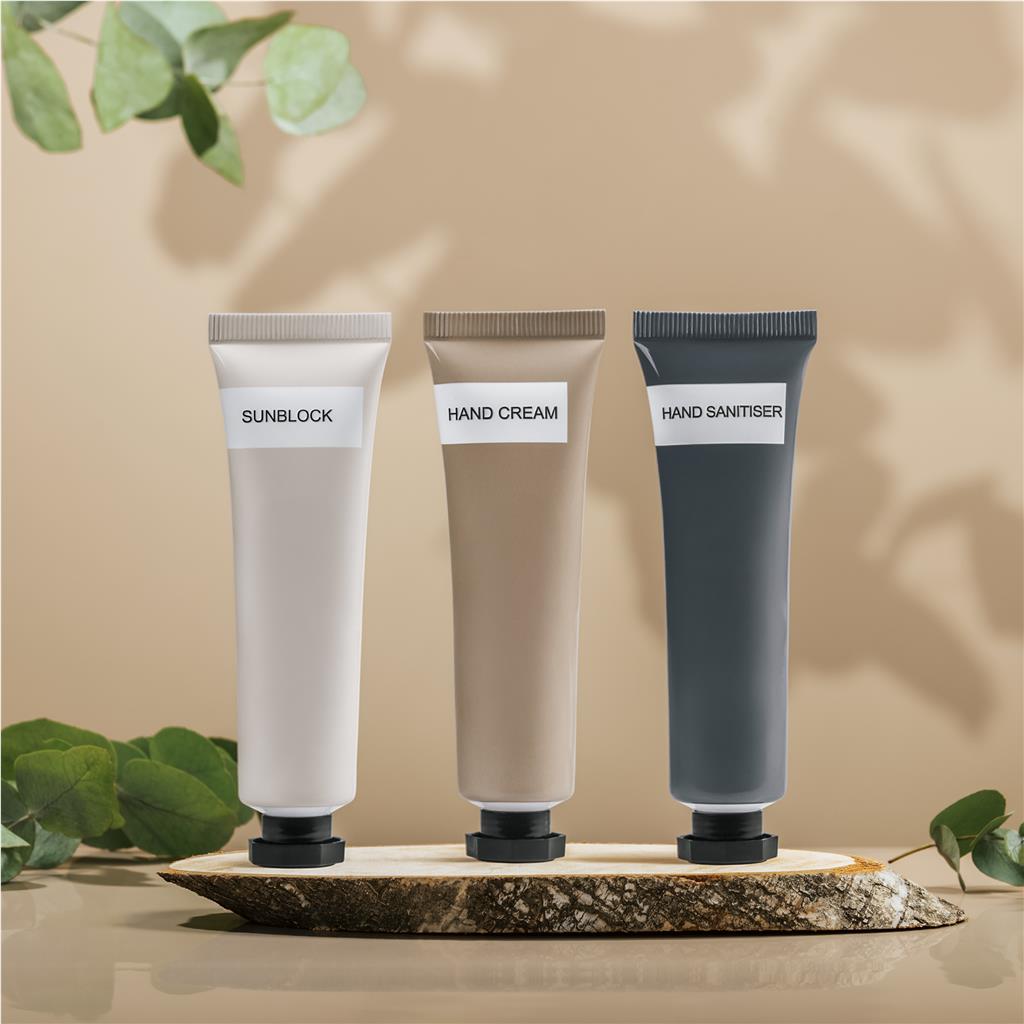 Serendipio Skincare Travel Set Mirelle Leather and Lifestyle