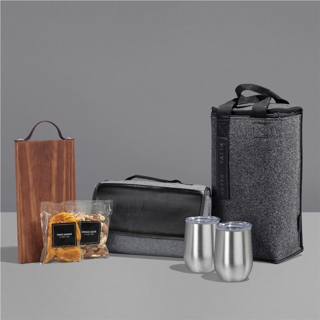Yatta Backroad Bites Hamper ZA Premium Hampers,Outdoor Hampers Mirelle Leather and Lifestyle