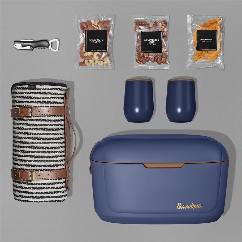 Yatta Chic Chill Hamper ZA Premium Hampers,Outdoor Hampers Mirelle Leather and Lifestyle