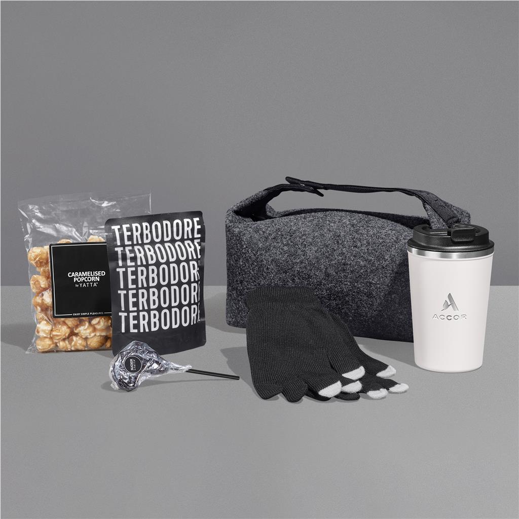 Yatta Frosty Fingers Hamper ZA Unisex Hampers Mirelle Leather and Lifestyle