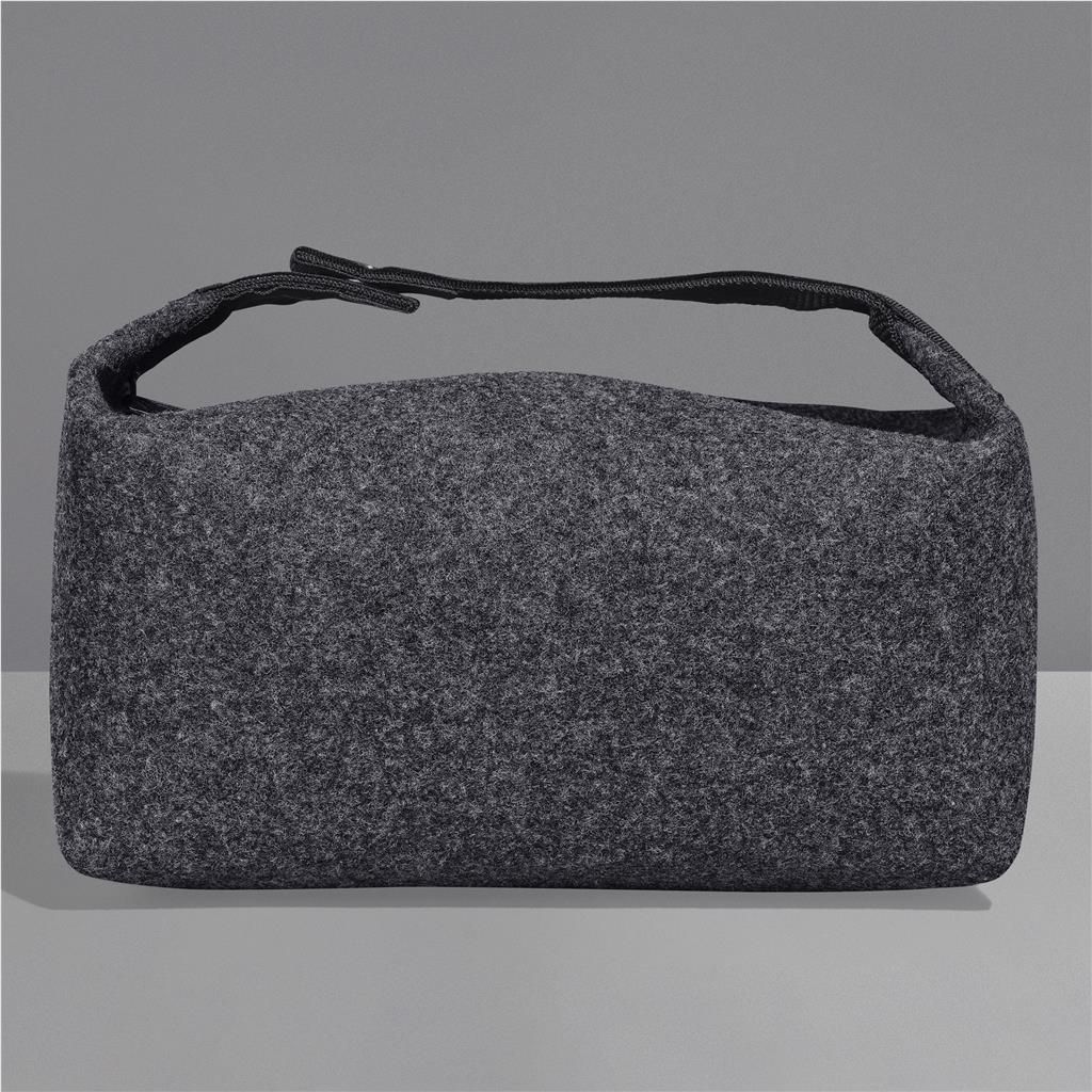 Yatta Frosty Fingers Hamper ZA Unisex Hampers Mirelle Leather and Lifestyle