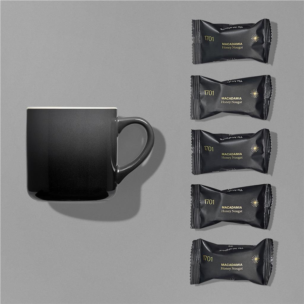 Yatta Majestic Mingle Hamper ZA Desk Drop Hampers,Unisex Hampers Mirelle Leather and Lifestyle