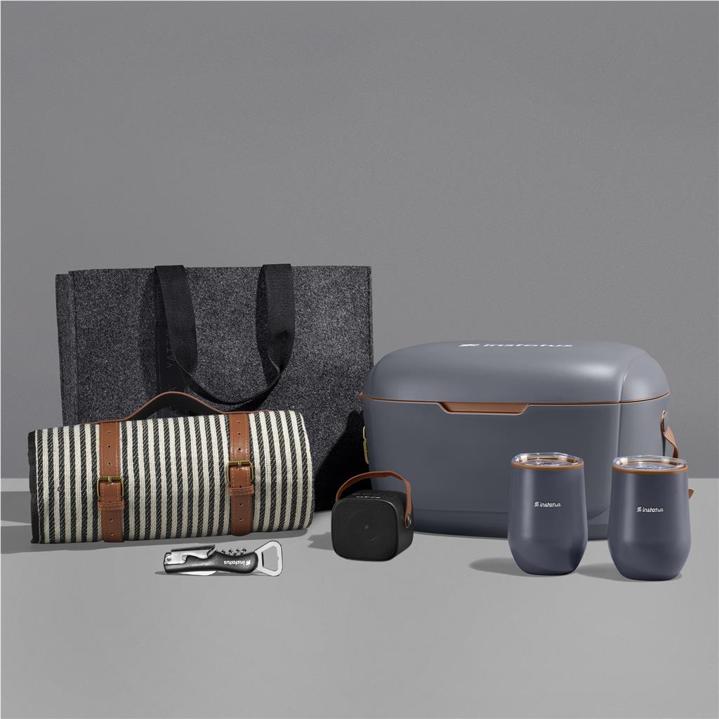 Yatta Serenity Set Hamper ZA Premium Hampers,Outdoor Hampers Mirelle Leather and Lifestyle