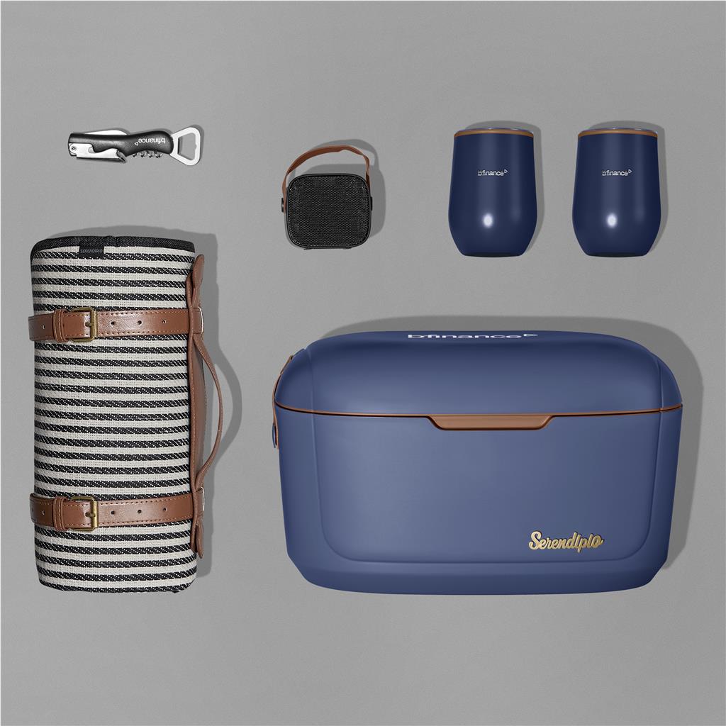 Yatta Serenity Set Hamper ZA Premium Hampers,Outdoor Hampers Mirelle Leather and Lifestyle