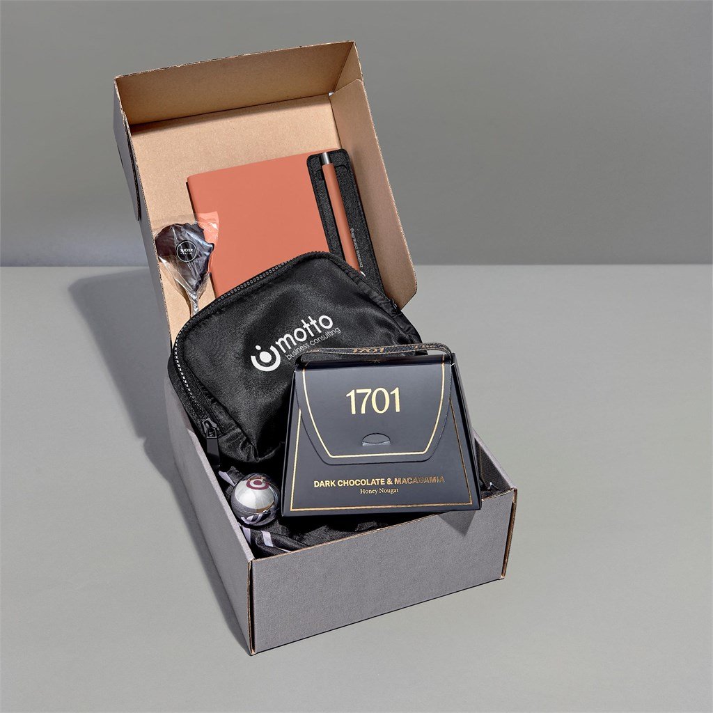 Yatta Simple Luxuries Hamper ZA Ladies Hampers Mirelle Leather and Lifestyle