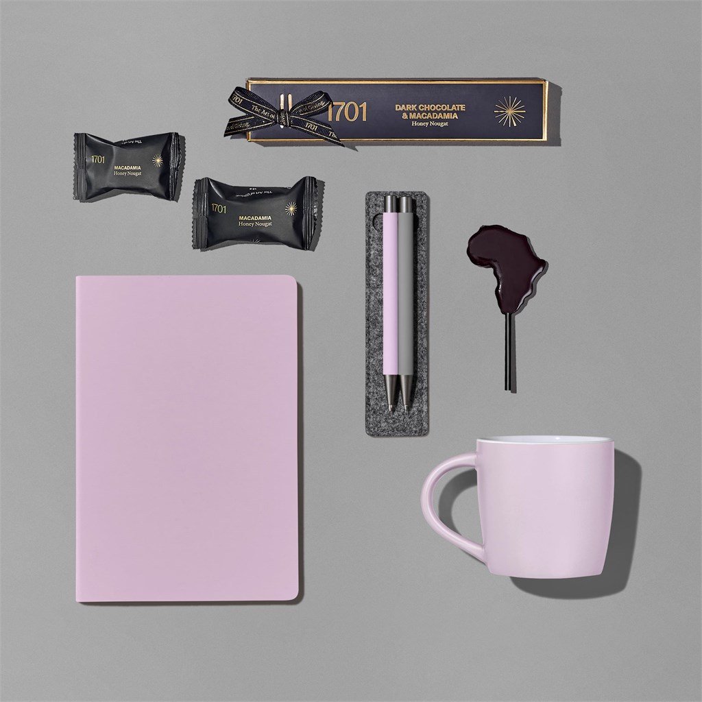 Yatta Vogue Vibes Hamper ZA Ladies Hampers Mirelle Leather and Lifestyle