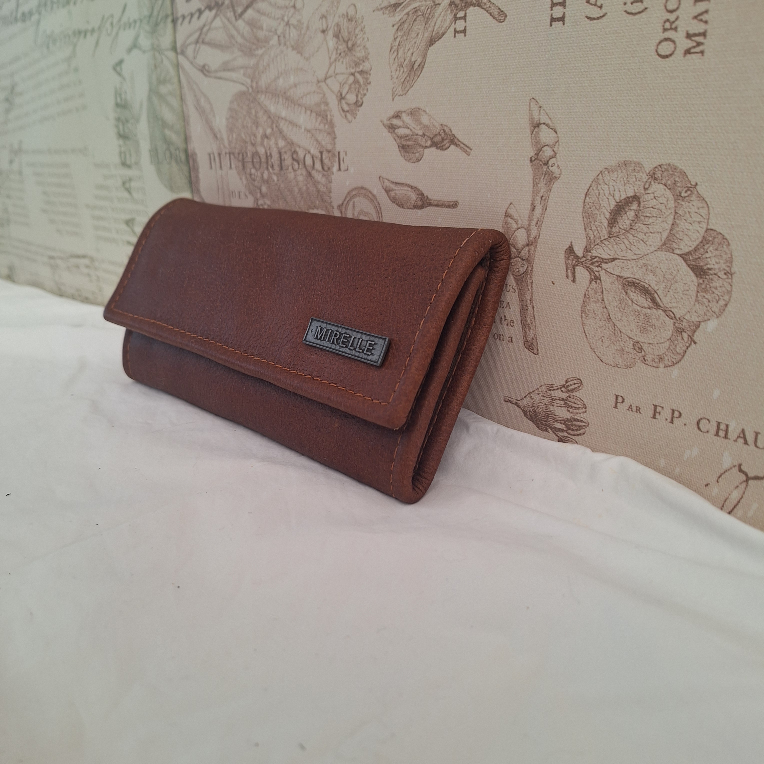 Mirelle Genuine Leather Classic Ladies Purse - Pecan Brown