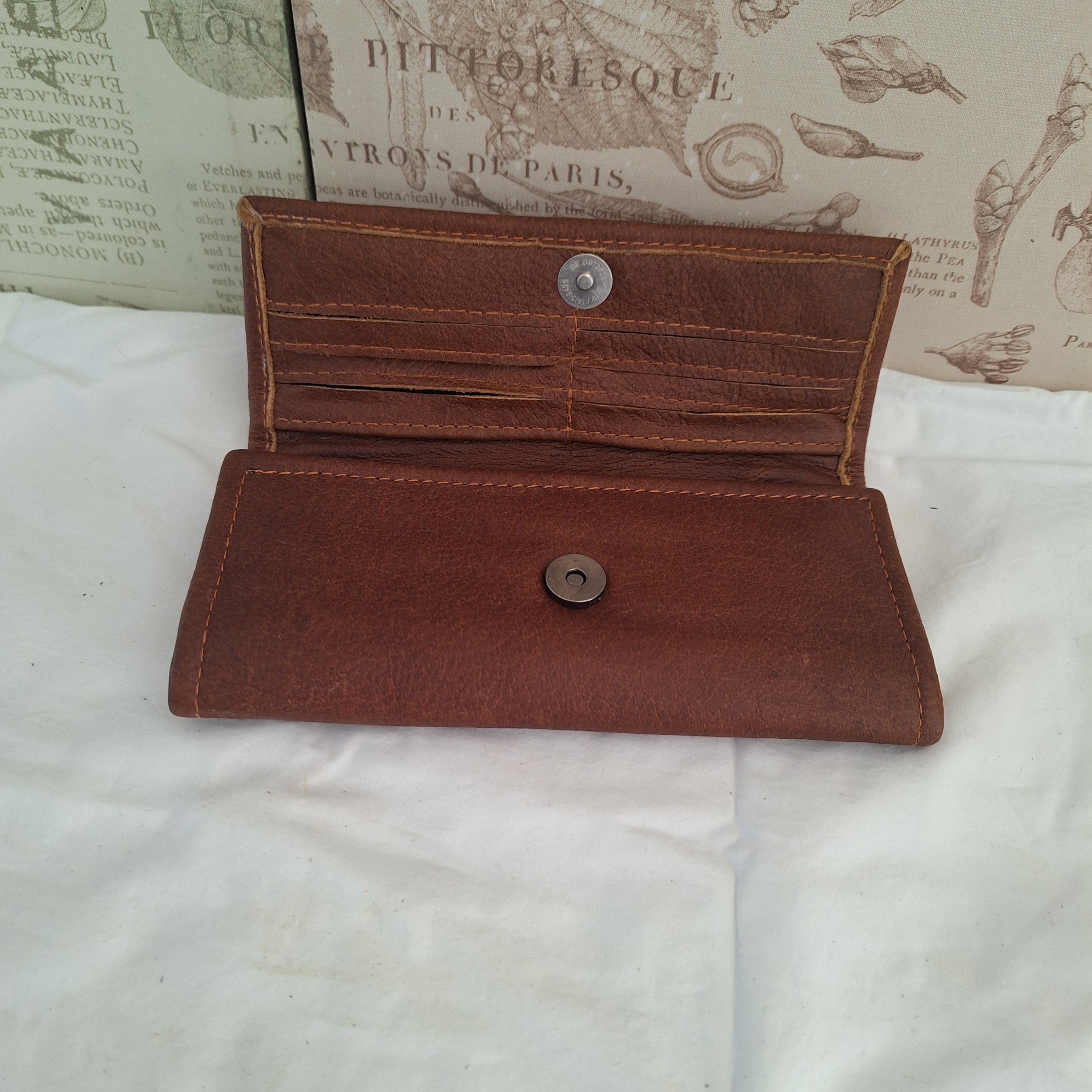 Mirelle Genuine Leather Classic Ladies Purse - Pecan Brown