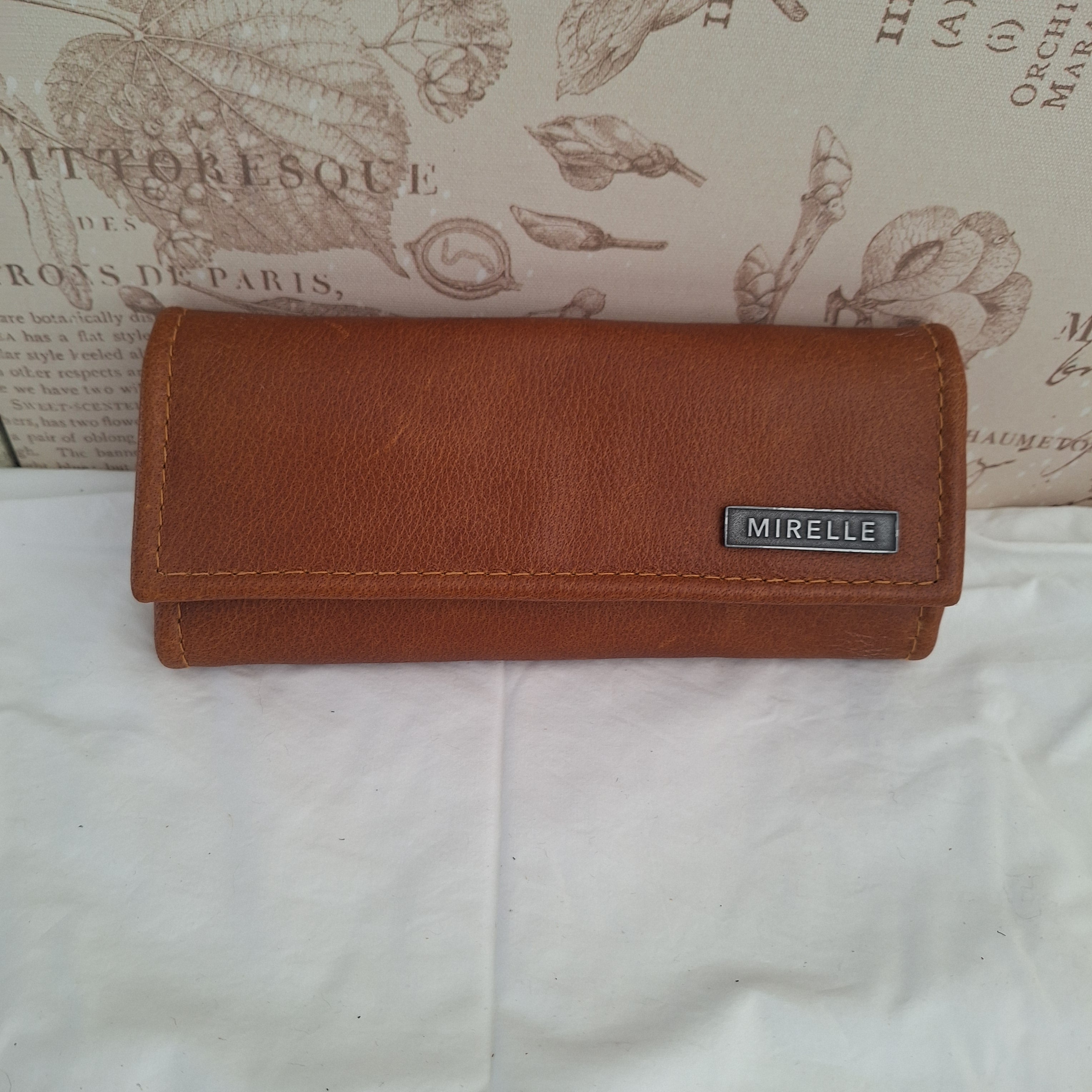 Mirelle Genuine Leather Classic Ladies Purse - Pecan Brown