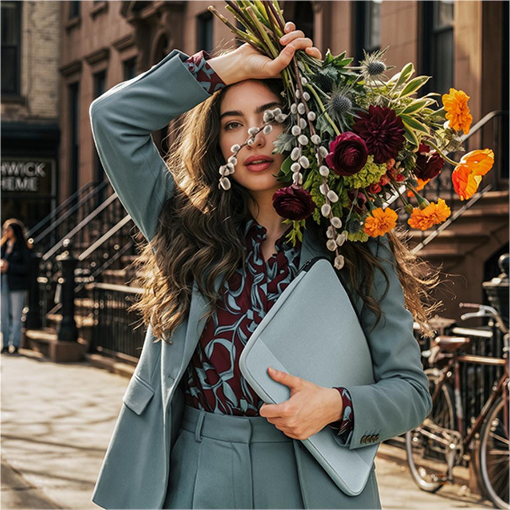BG-SD-573-B_LIFESTYLE_AI-NO-LOGO_1024X1024_1d27d612-f66c-4406-85ef-69ed809b59b7 - South Africa - Mirelle Leather and Lifestyle