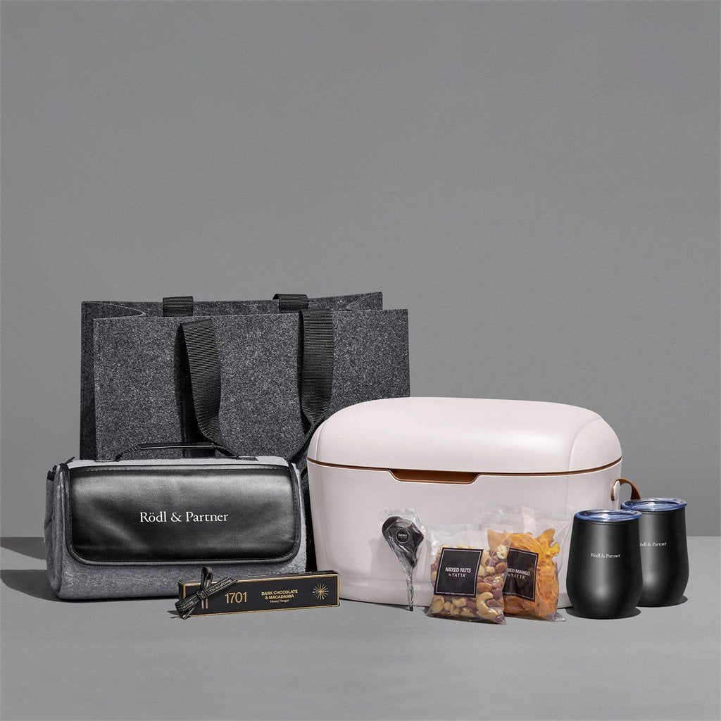 Yatta Lavish Leisure Hamper - Mirelle Leather and Lifestyle