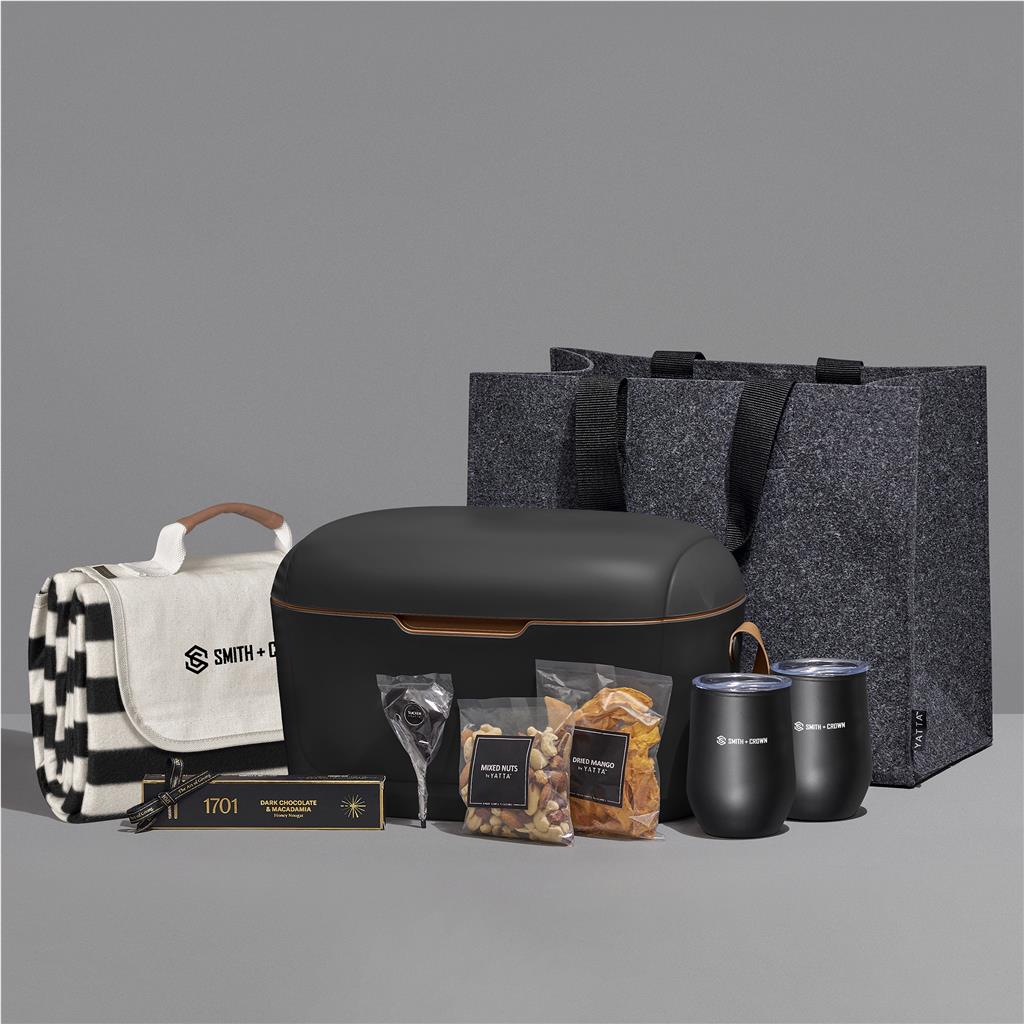Yatta Outdoor Indulgence Hamper - Mirelle Leather and Lifestyle