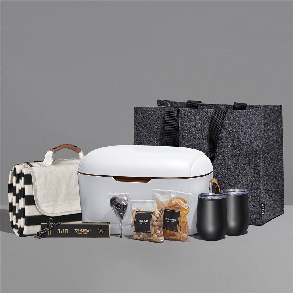 Yatta Outdoor Indulgence Hamper - Mirelle Leather and Lifestyle