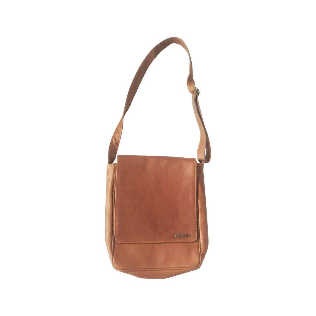 Leather Messenger Bag | MIRELLE ZA Messenger bag Mirelle Leather and Lifestyle