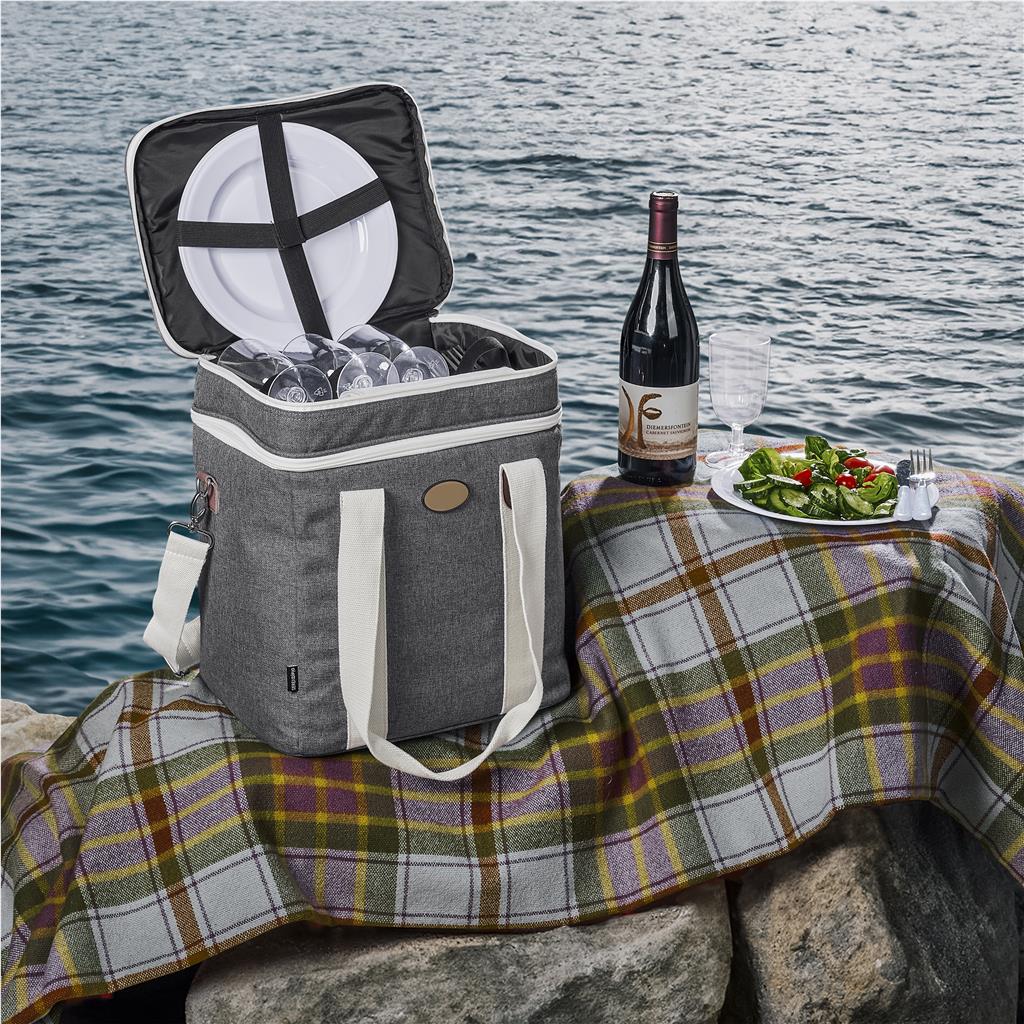 Serendipio Brookfield 4-Person Picnic Cooler Mirelle Leather and Lifestyle