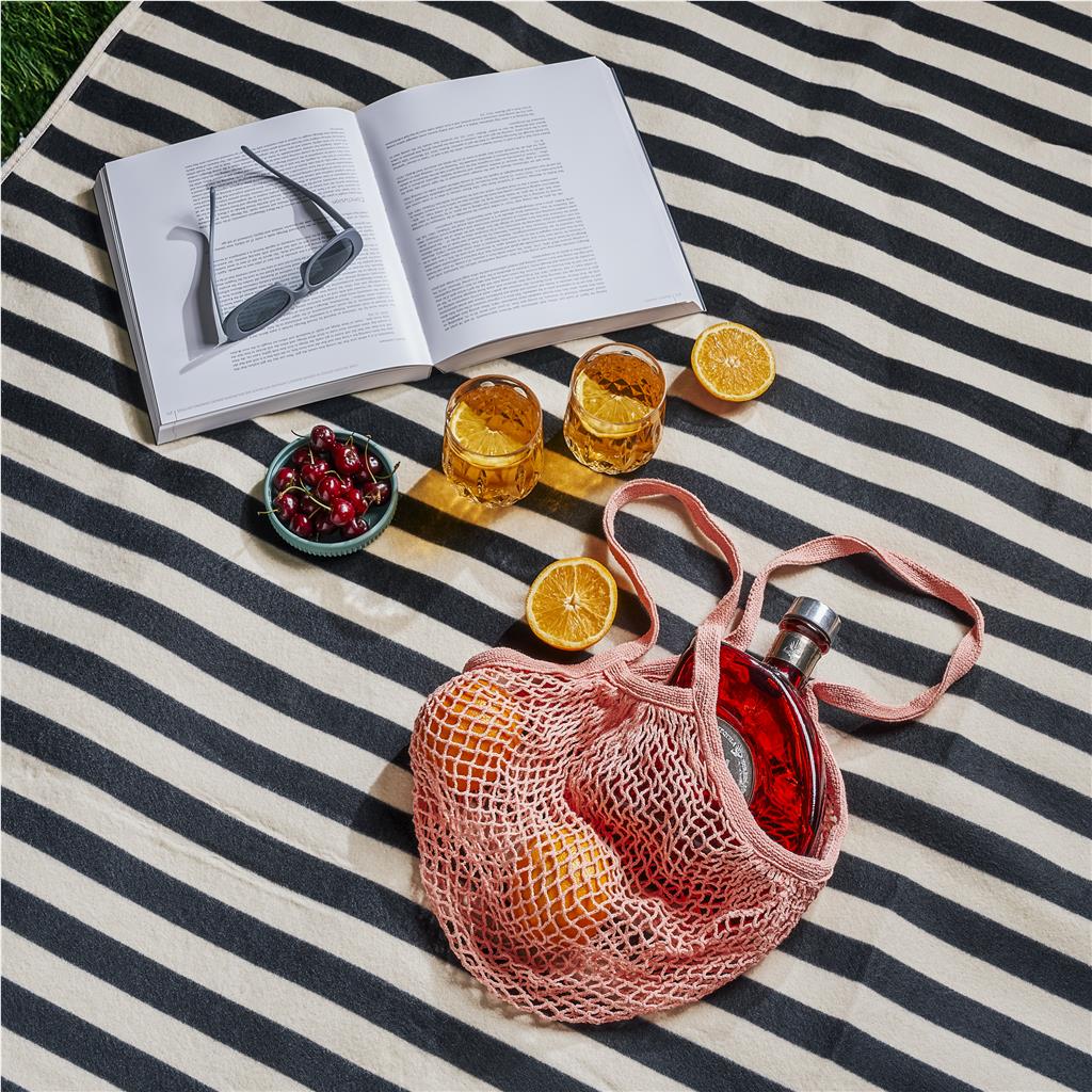 Serendipio Brookhill Picnic Blanket Mirelle Leather and Lifestyle