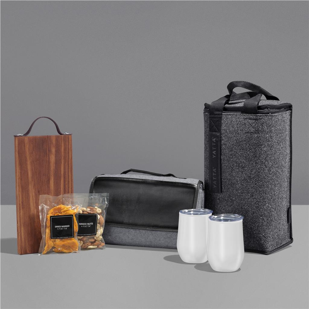 Yatta Backroad Bites Hamper ZA Premium Hampers,Outdoor Hampers Mirelle Leather and Lifestyle