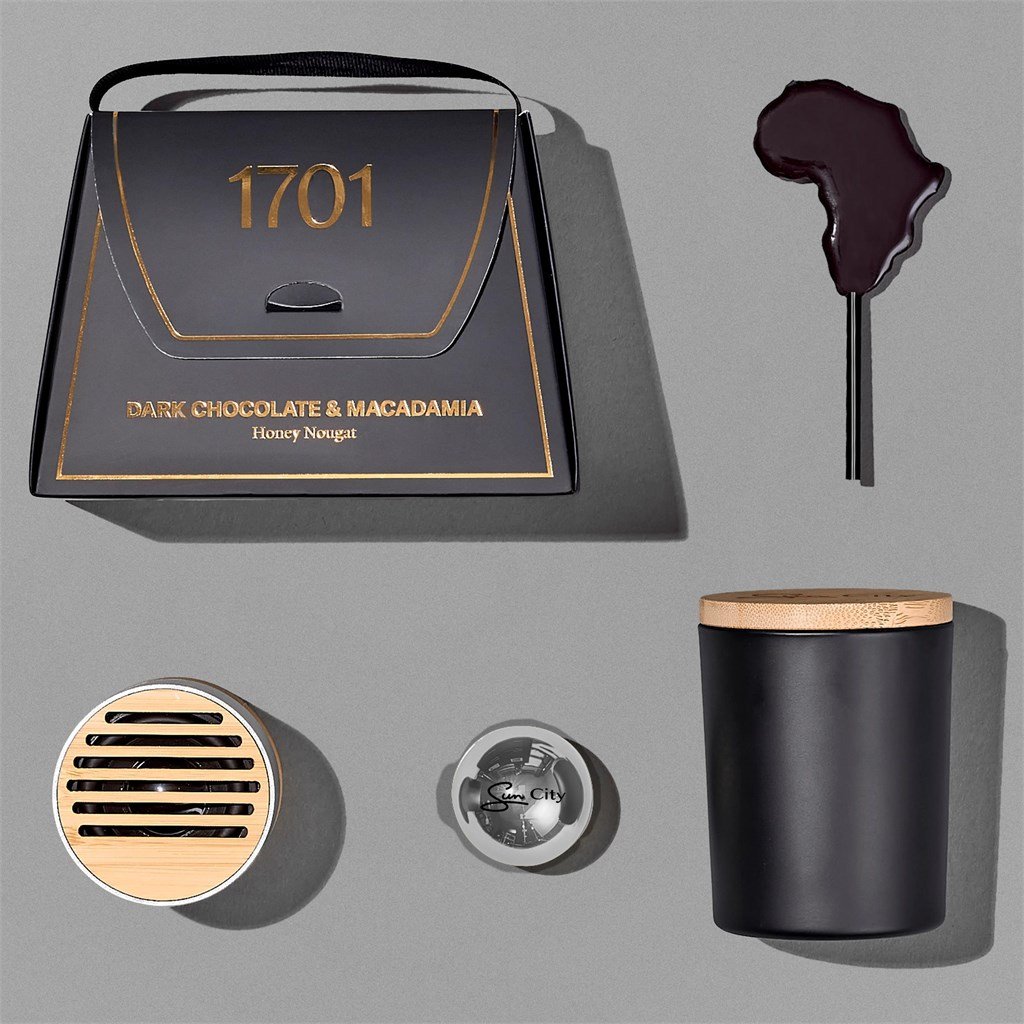 Yatta Basic Beauty Hamper ZA Ladies Hampers,Tech Hampers Mirelle Leather and Lifestyle