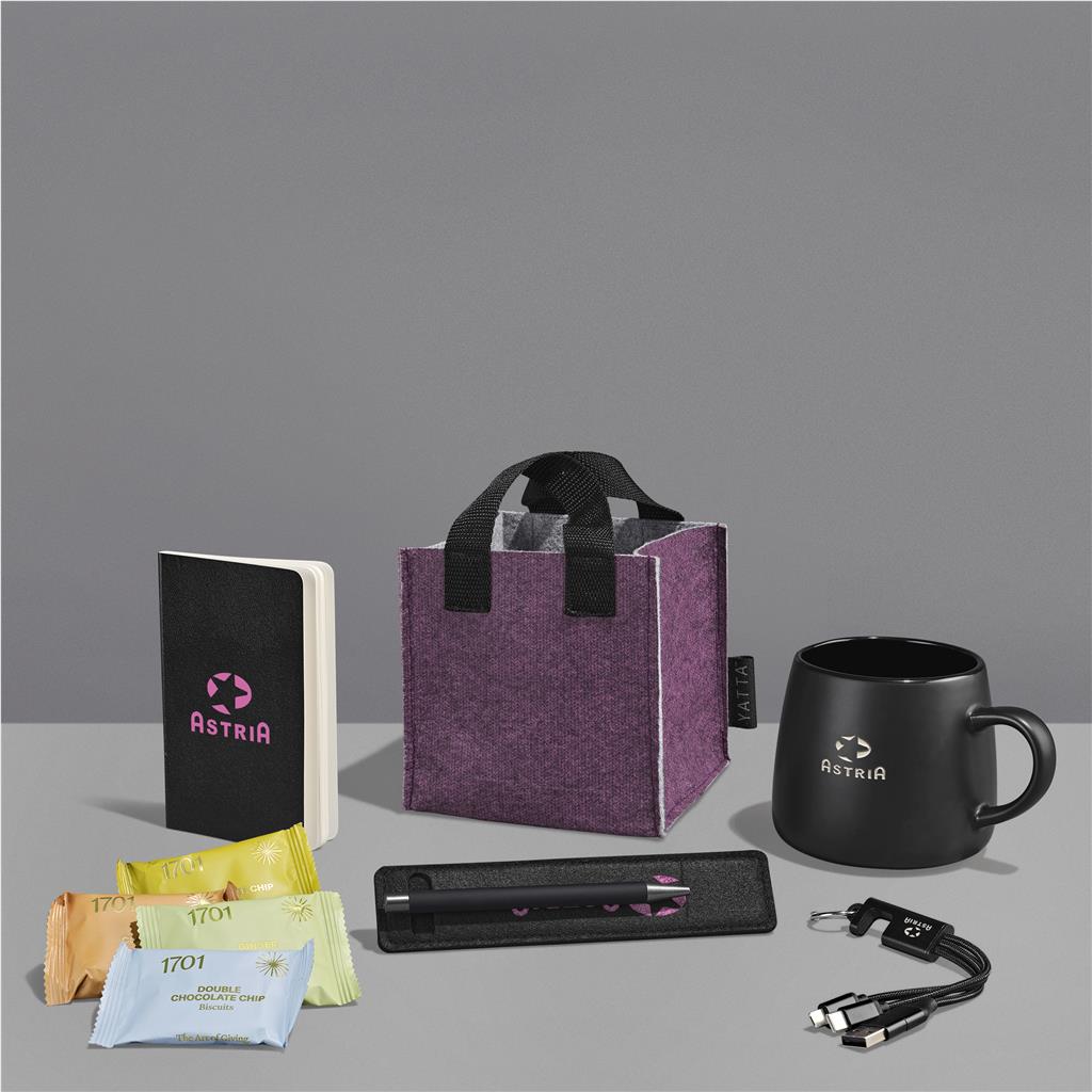 Yatta Goal Getter Hamper ZA Desk Drop Hampers,Unisex Hampers,Tech Hampers Mirelle Leather and Lifestyle