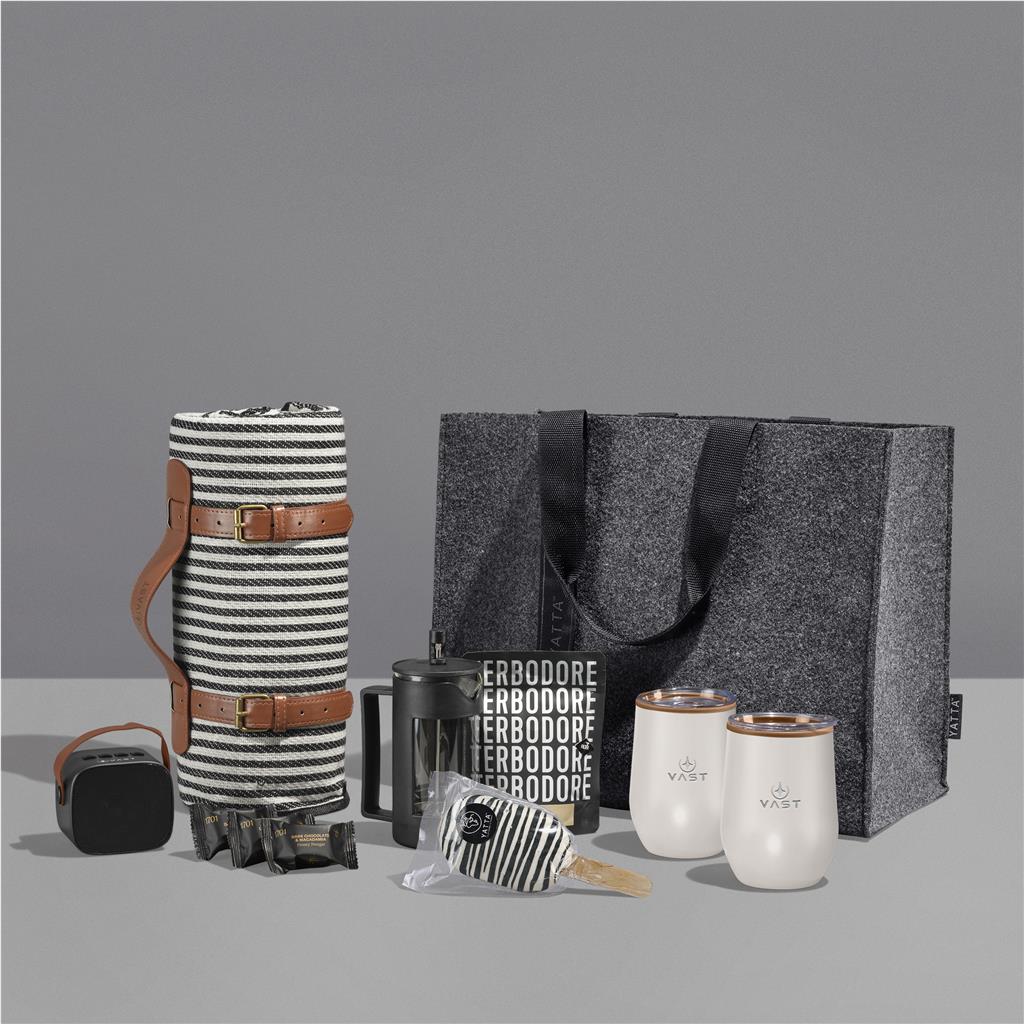 Yatta Roast & Relax Hamper ZA Premium Hampers,Outdoor Hampers,Coffee Hampers Mirelle Leather and Lifestyle