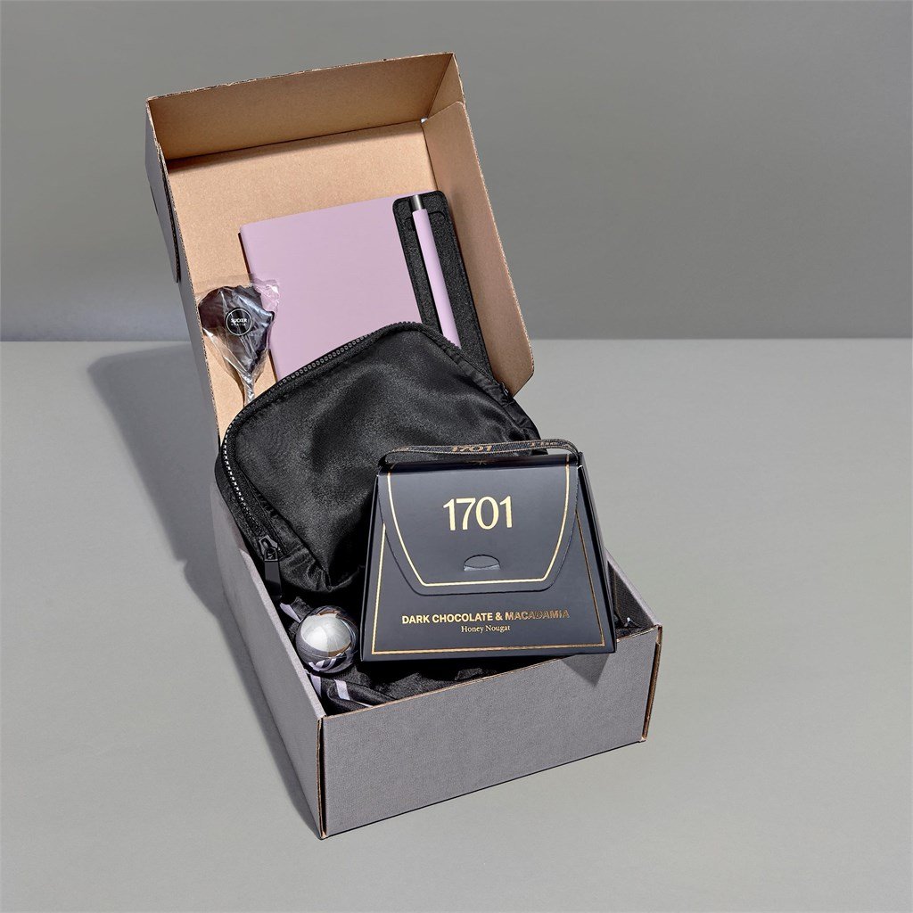 Yatta Simple Luxuries Hamper ZA Ladies Hampers Mirelle Leather and Lifestyle