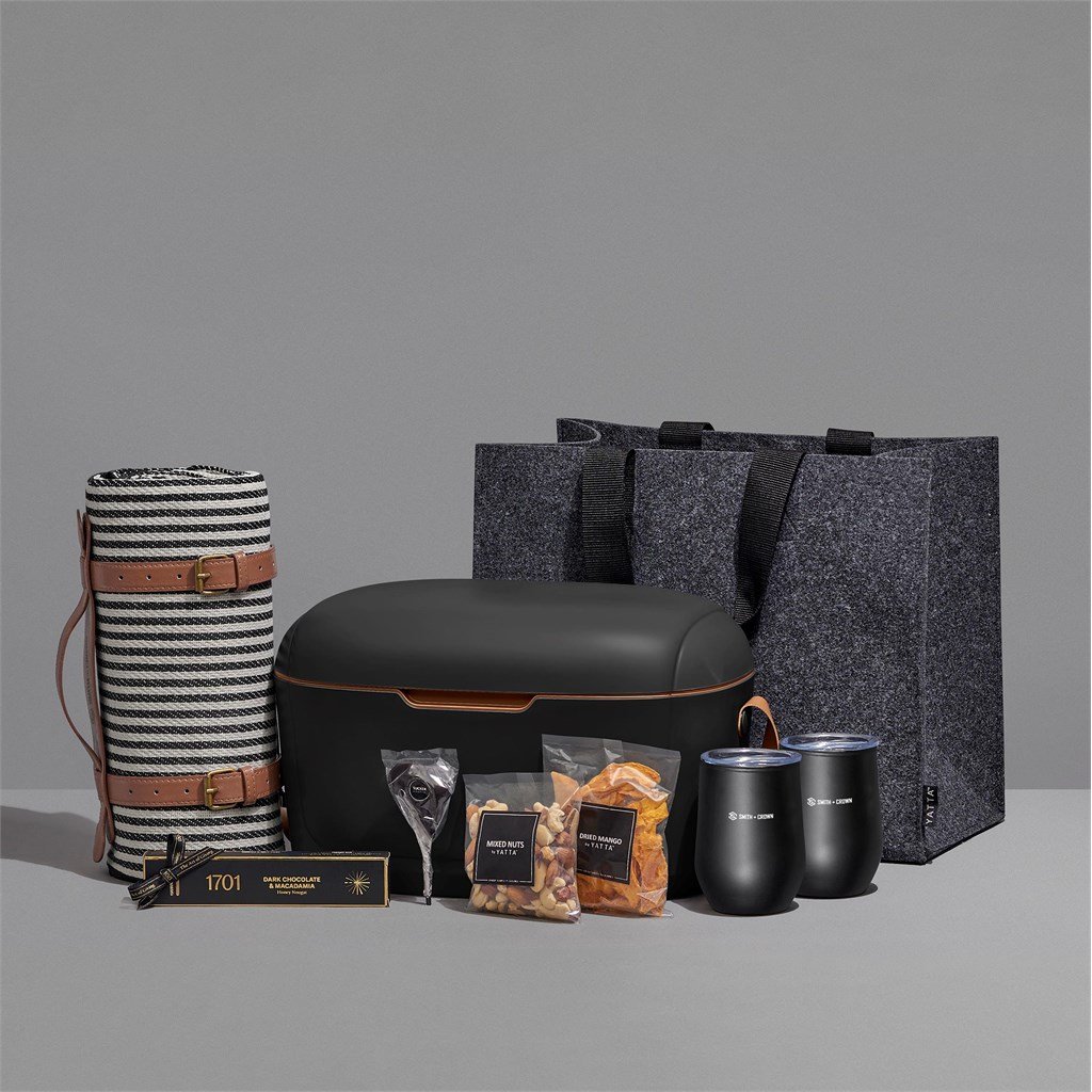 Yatta Sophisticated Soiree Hamper ZA Premium Hampers,Outdoor Hampers Mirelle Leather and Lifestyle