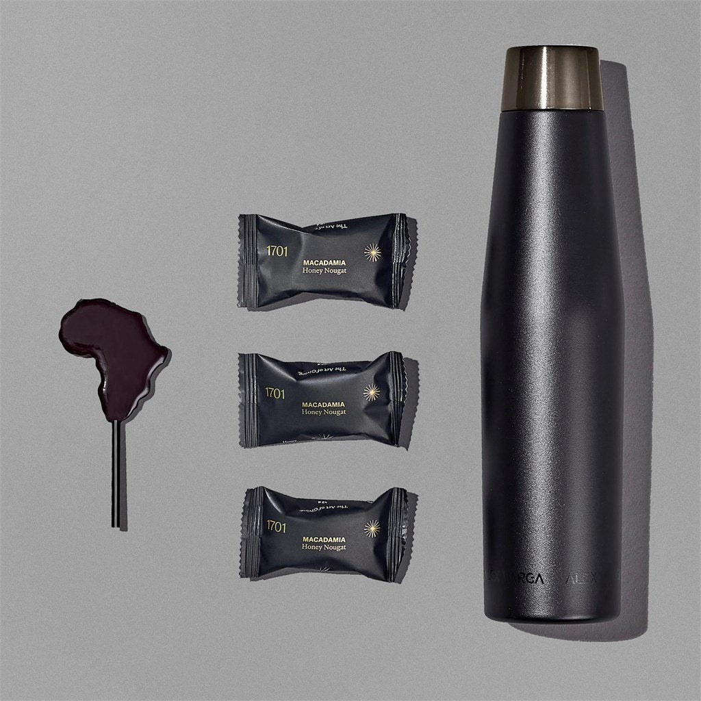 Yatta Subtly Stylish Hamper ZA Desk Drop Hampers Mirelle Leather and Lifestyle
