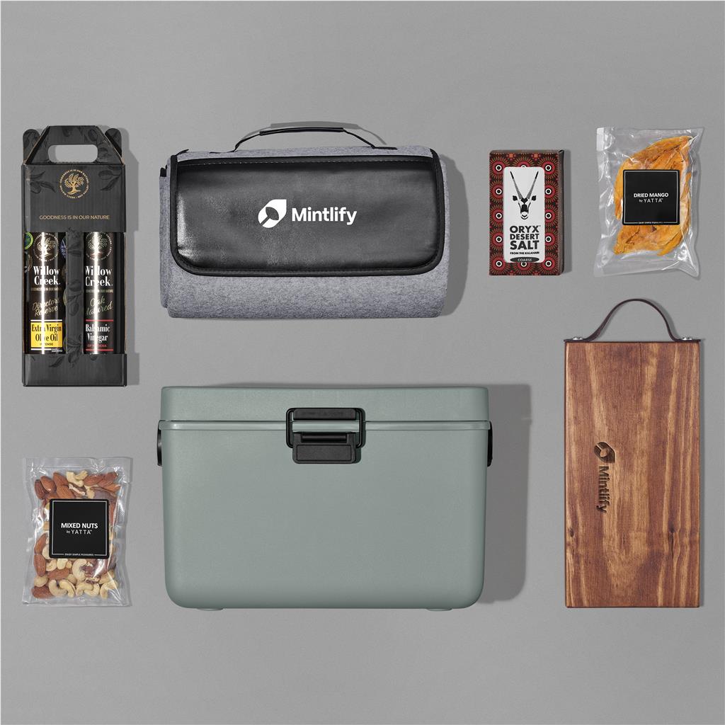 Yatta Trailside Treasure Hamper ZA Premium Hampers,Outdoor Hampers Mirelle Leather and Lifestyle